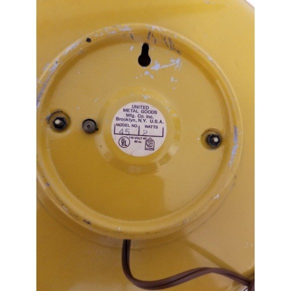 Vintage Gorgeous shabby chic United Metal Goods Electric Wall Clock Made in USA - Picture 6 of 7